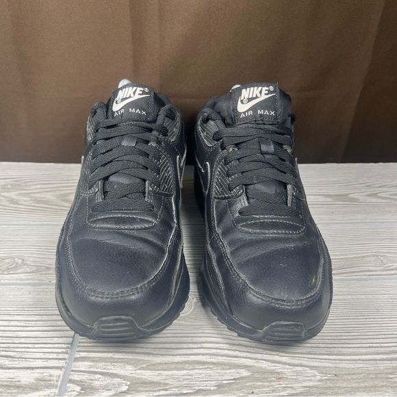 Nike Air Max 90 Recraft Triple Black Womens Shoes Leather Sneaker Size 8.5 - Picture 2 of 12